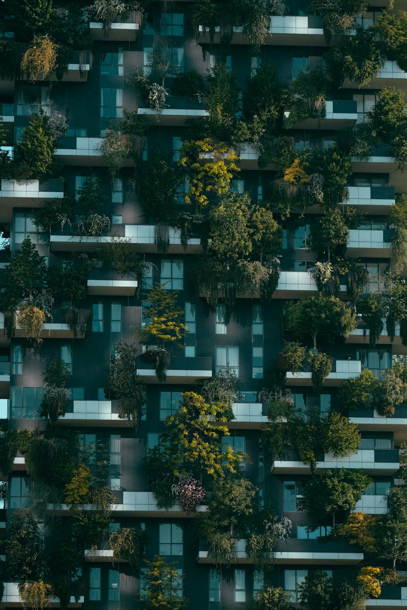 Modern green residential building facade — Atelier North project